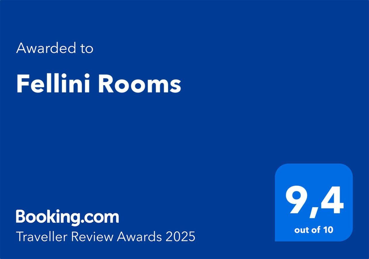 Fellini Rooms Ferrara Esterno foto
